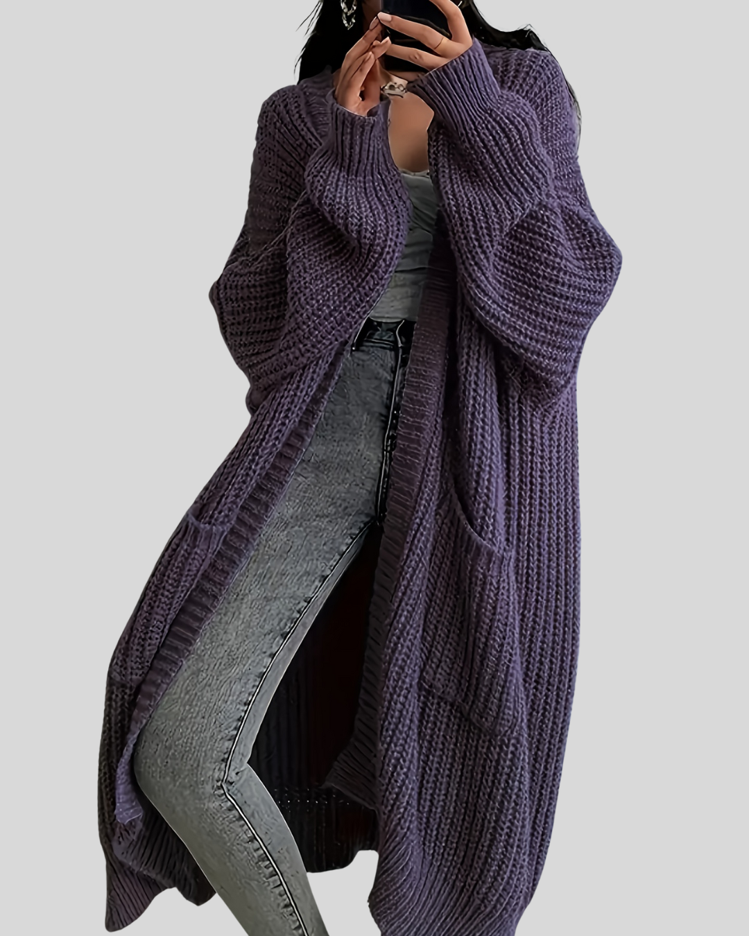 Birgitta – Elegant Maxi Knit Coat med V-ringning