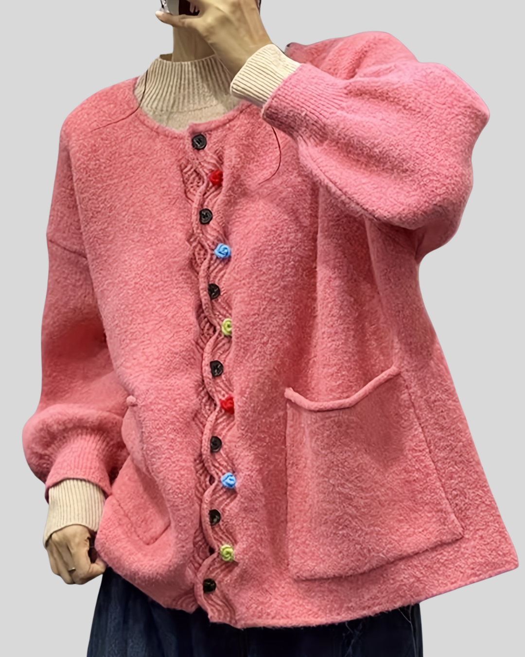Birgitta – Eleganta Midi Coat med Tidlösa Detaljer
