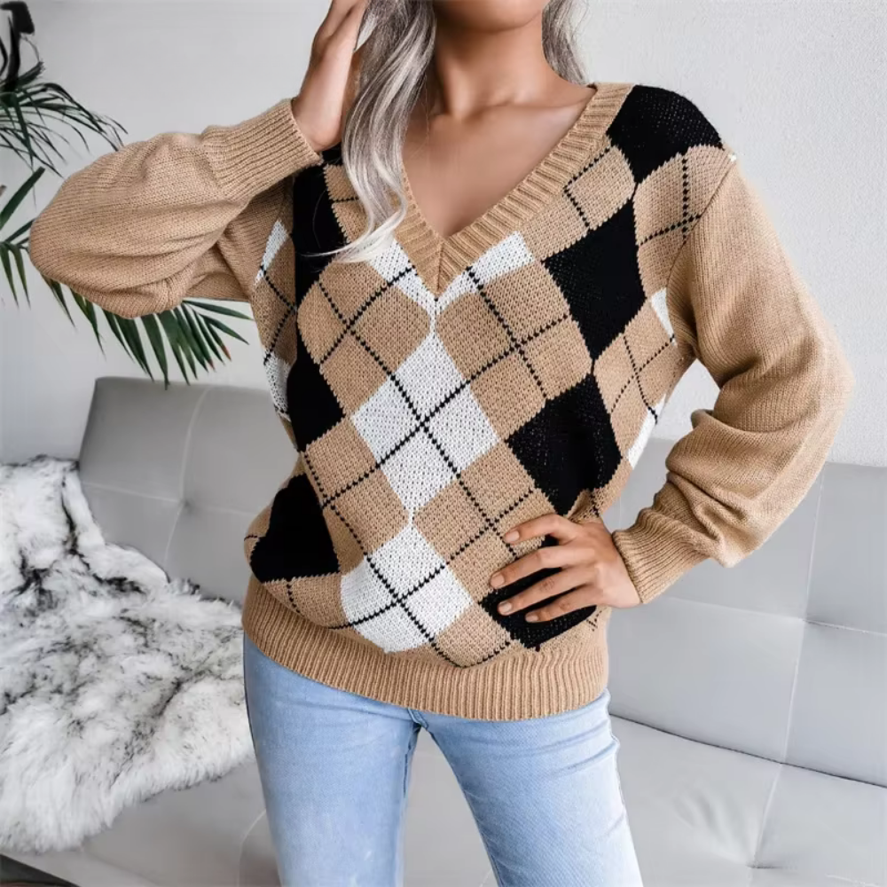 Birgitta | Textured V-Neck Knitted Sweater