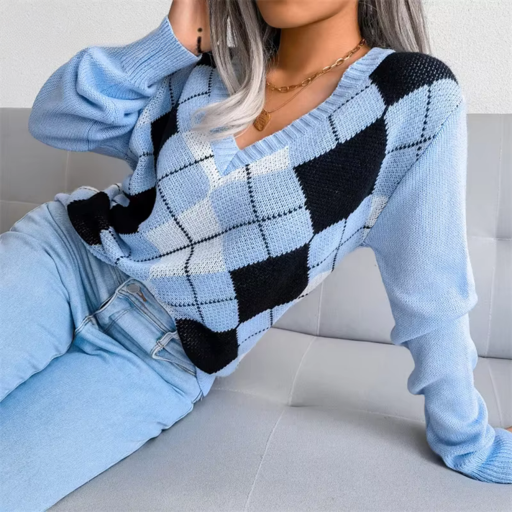 Birgitta | Textured V-Neck Knitted Sweater