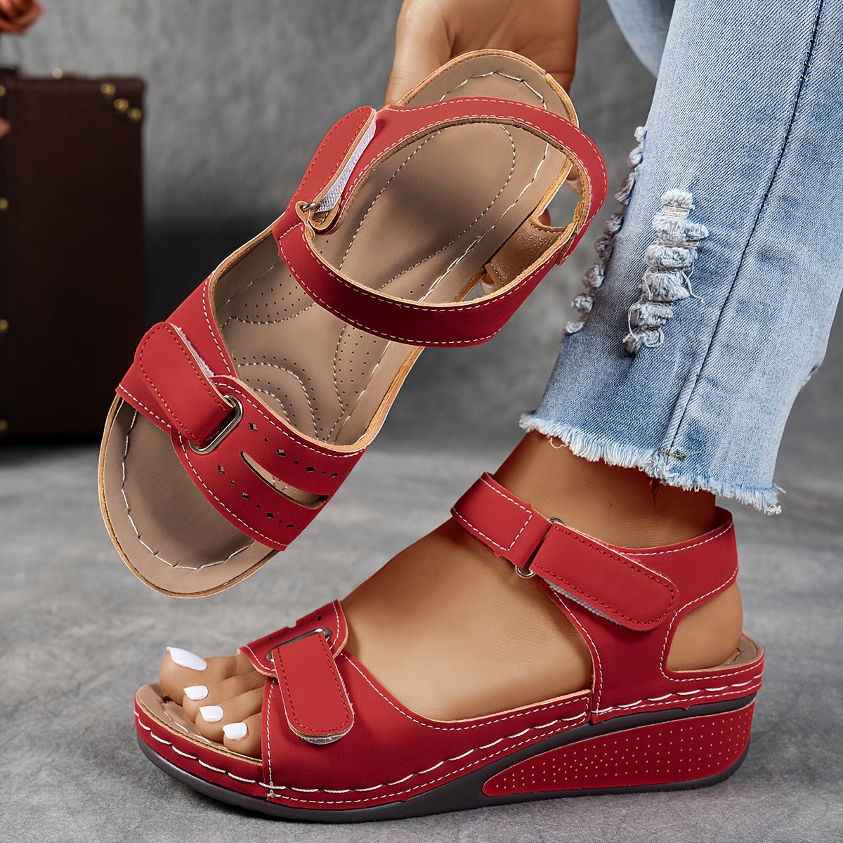 Birgitta | Aldona - Ortopediska sandaler med kilklack