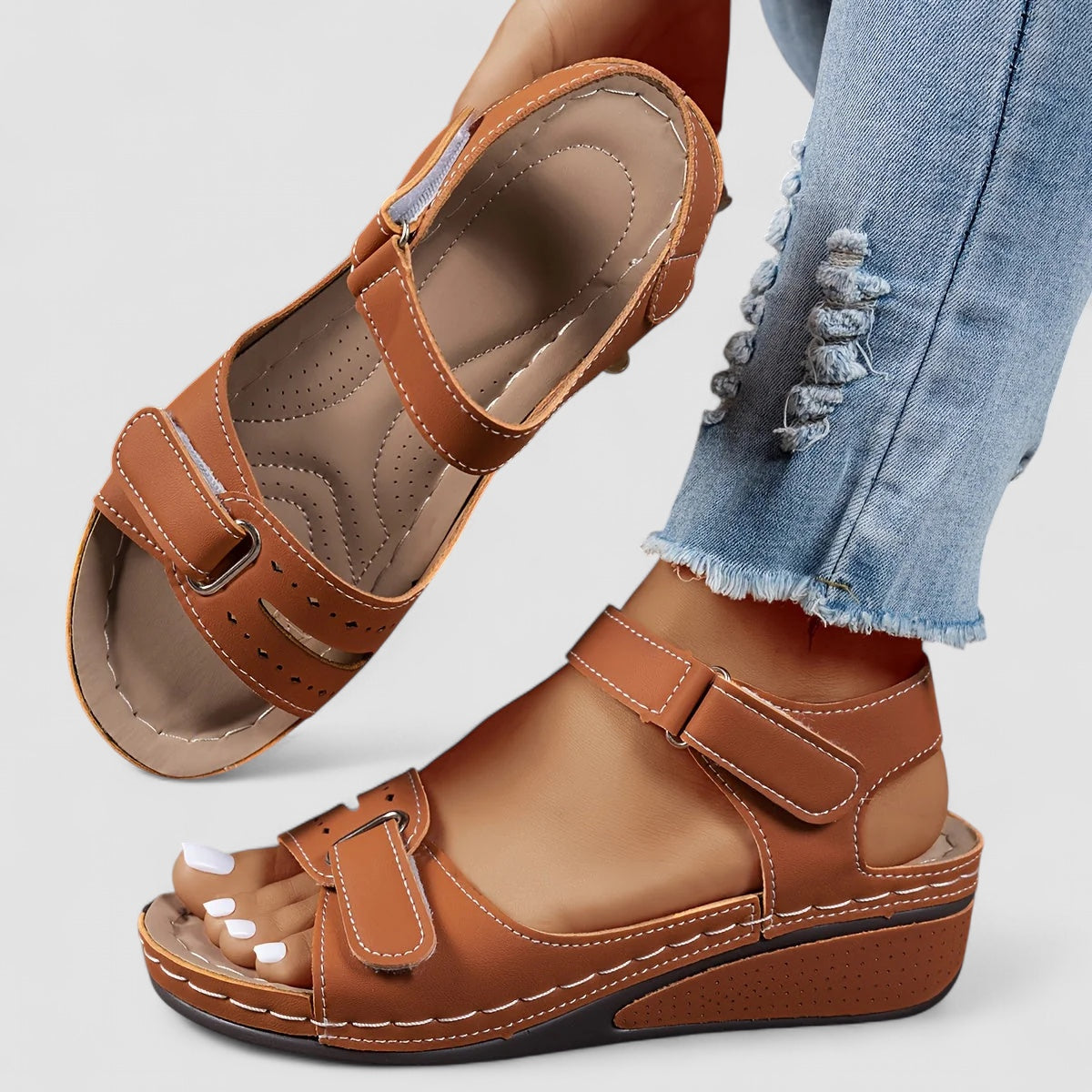 Birgitta | Aldona - Ortopediska sandaler med kilklack