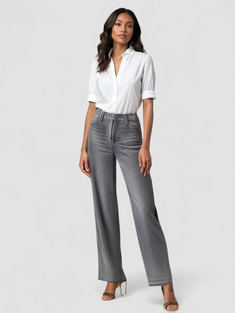 Birgitta | Grå Utställd Jeans