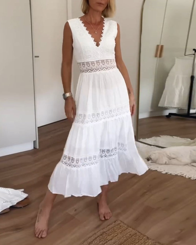 Birgitta | Spetsklänning med V-ringning
