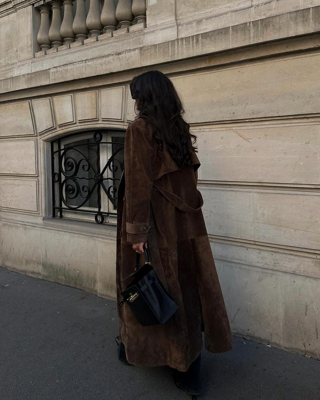 Birgitta | Stilren Trenchcoat med Modern Design