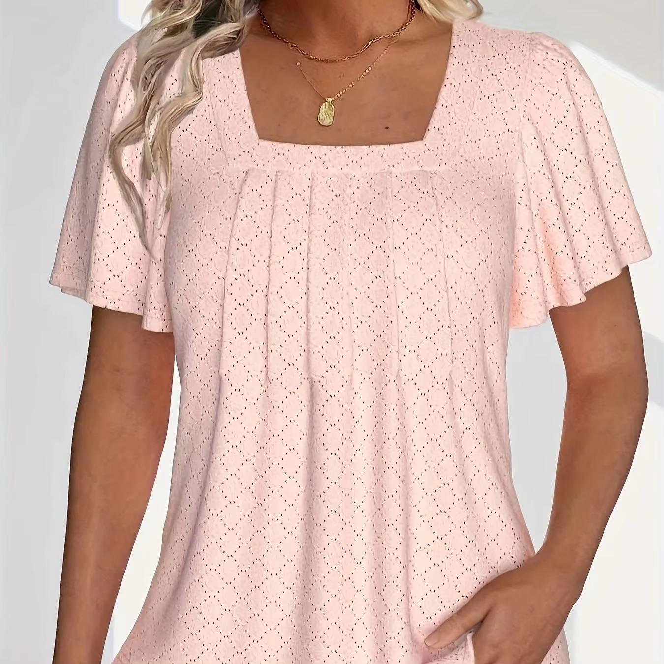 Birgitta | Mirelle – Blus med fyrkantig halsringning och textur