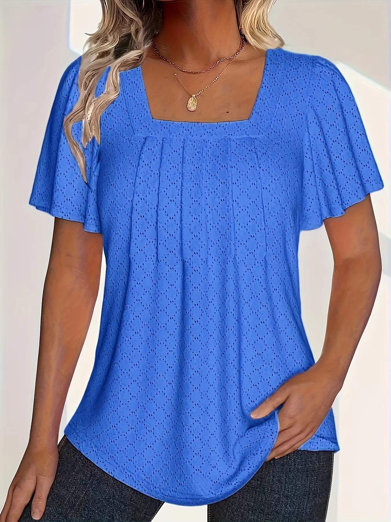 Birgitta | Mirelle – Blus med fyrkantig halsringning och textur