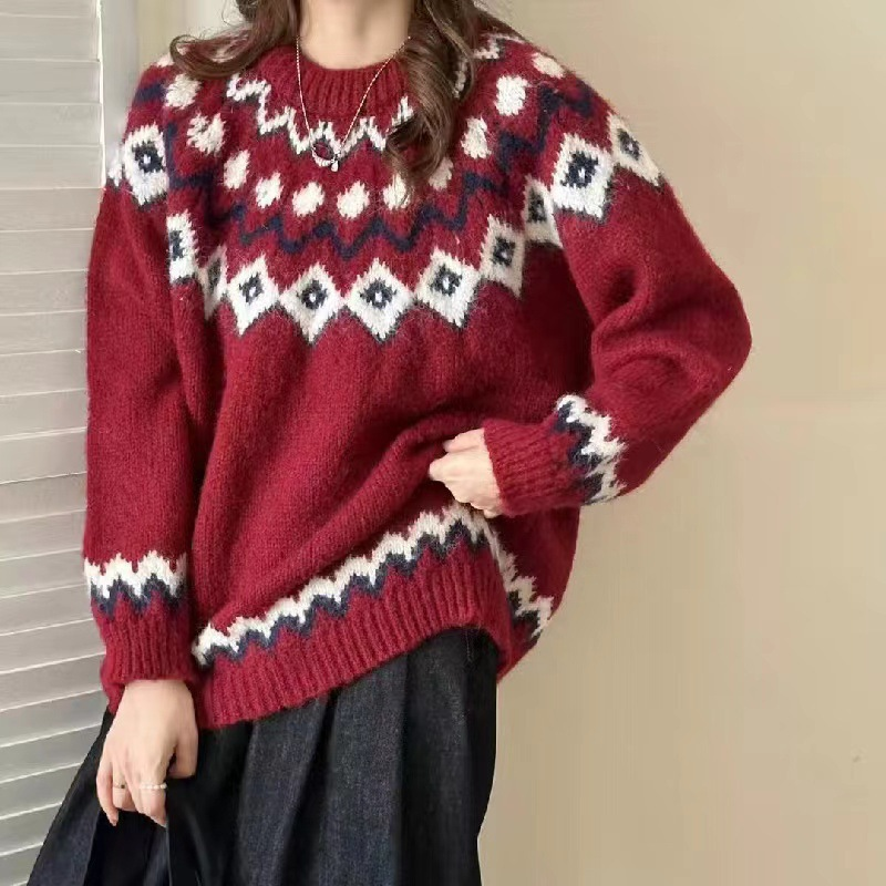 Birgitta | Bold Geo Pattern Sweater with Retro Style